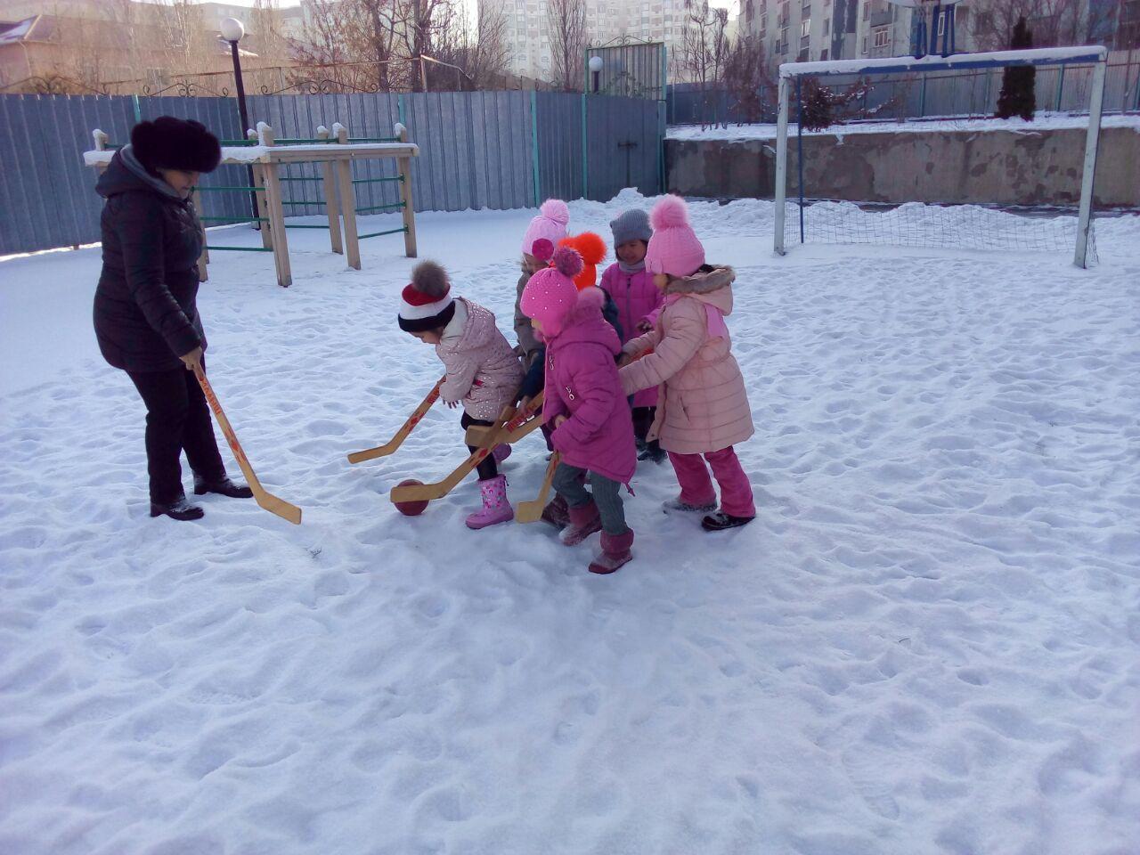 Дене шынықтыру нұсқаушысы Копбаева Г.К. ұйымдастырылуымен МДТ "Күншуақ" тобы "Шынықсаң шымыр боларсың" спорттық ойын-сауық өткізілді. Қаңтар-2018ж.